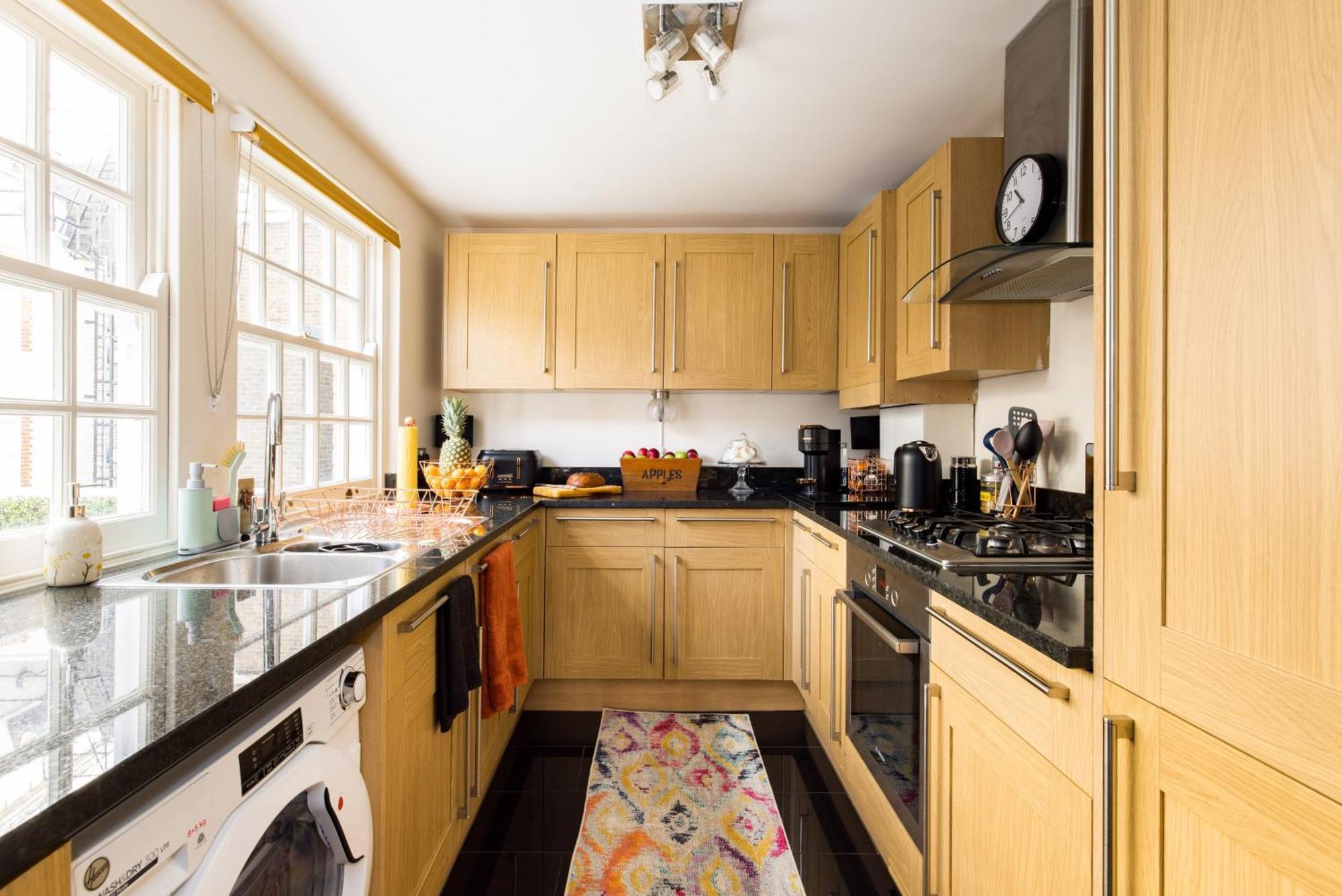 Mayfair 9-bed Townhouse - Sleeps 16 Patio & Ac